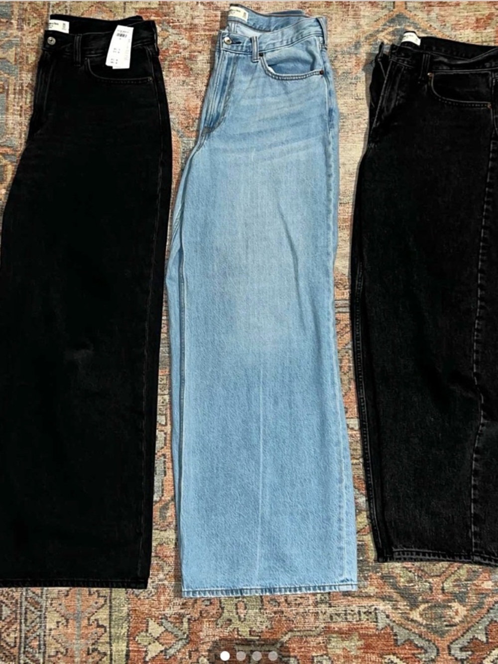 3 pairs Abercrombie & Fitch Jeans Size 30
The Wide Leg High Rise, Barrel